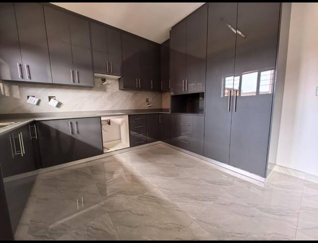 2 BEDROOM PROPERTY TO RENT IN OVERPORT